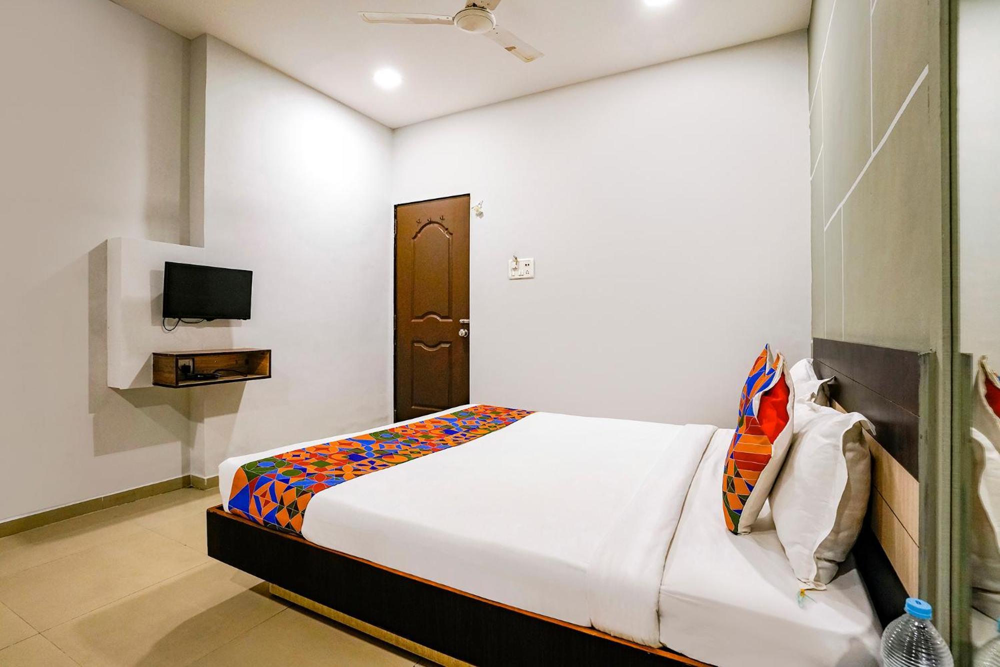 Fabhotel Rajmandir Bhatha Kültér fotó