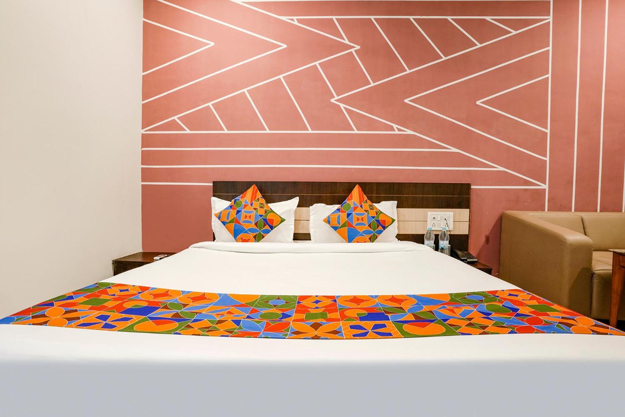 Fabhotel Rajmandir Bhatha Kültér fotó