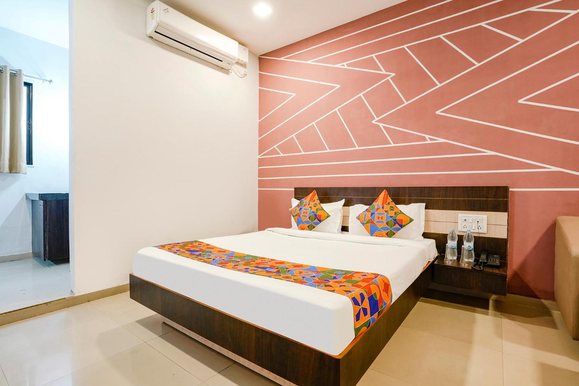 Fabhotel Rajmandir Bhatha Kültér fotó